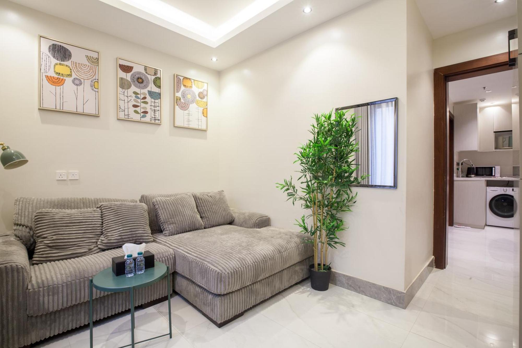 Luxury One-bedroom Alrimal-4 * Riyadh
